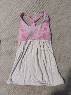 lululemon athletica Power Dance Tank Top Size 4